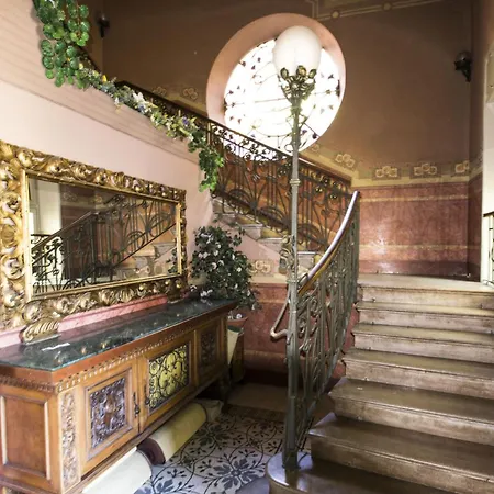 Casa Jolanda Луино